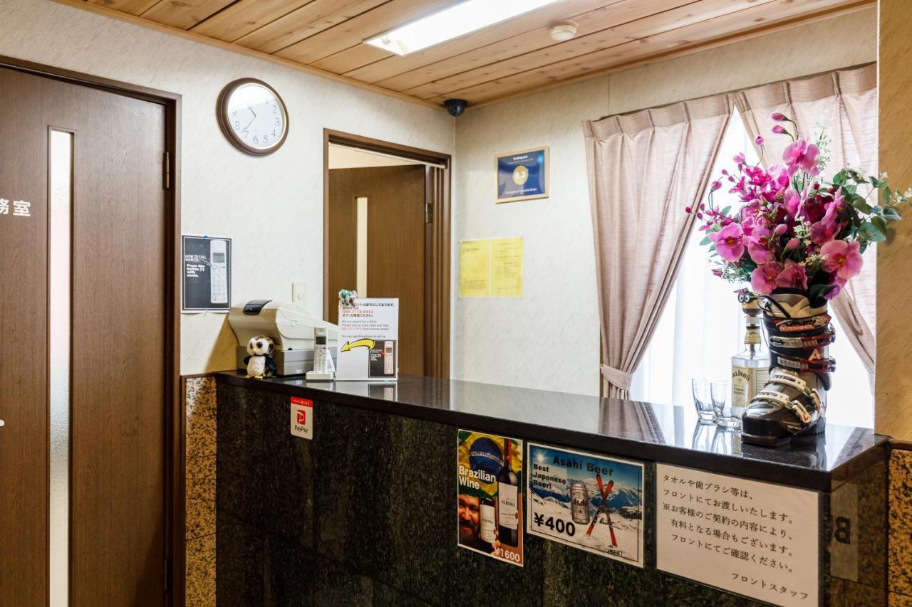 Tabist Condominium Hakuba Goryu Exteriör bild